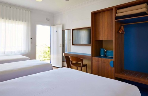 Brunswick Heads Hotel | The Sails Motel Brunswick Heads
