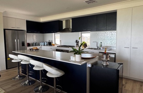 Dawesville House | The Sanctuary - Absolute ocean front House sleeps 8. 4 bedrooms 2.5 bath