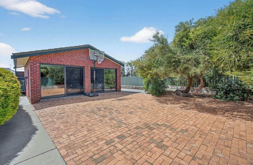 Goolwa South House | The Sandy Putter - Bristow smith Avenue