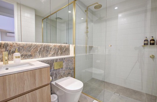 Dickson Apartment | The Scandi - Nordic Luxe Dual Suite- 2 Bed 2 Bath,Mt Ainslie Views, Gym & Free Parking