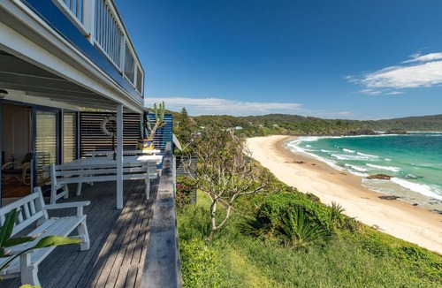 Seal Rocks House | The Shack