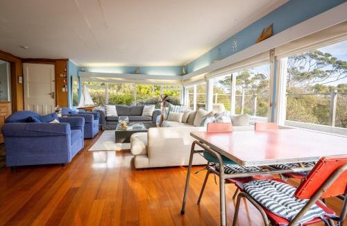 Binalong Bay House | The Shack - Beachside At Binalong