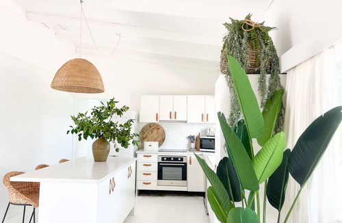 Woorim Villa | The Shell House - a beach romance