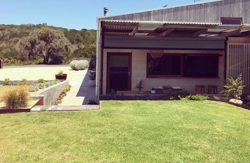 Rivoli Bay House | The Shouse located at Durrants Lookout.