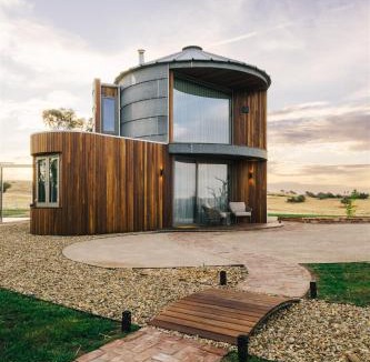 Wantabadgery House | The Silos Accommodation