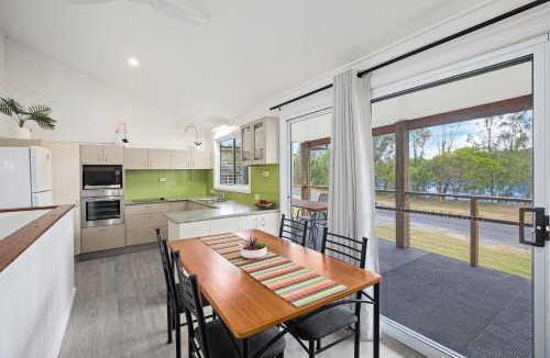 Mylestom Apartment | The Stag Cabin 4
