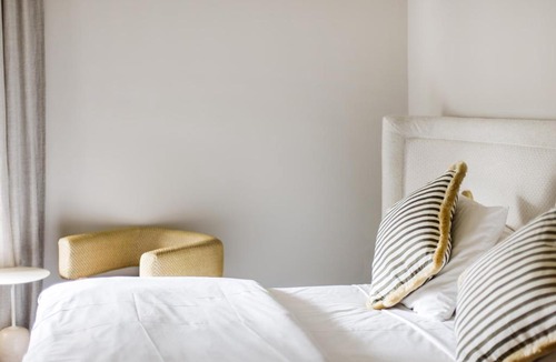 Stirling Hotel | The Stirling Hotel