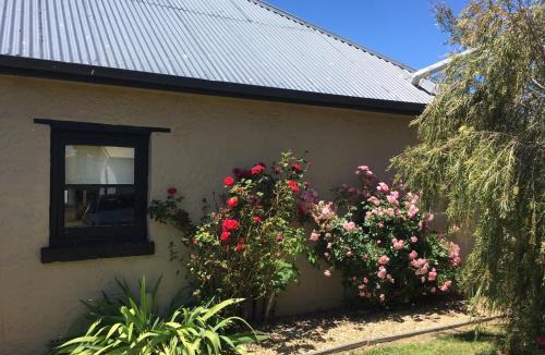 Buckland Villa | The Storekeeper's