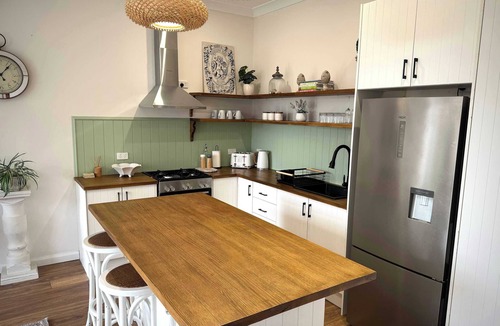 Orange East Apartment | The Summer Cottage - Slow Living