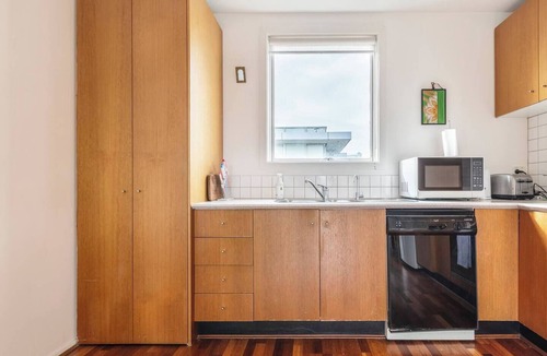 Prahran Apartment | The Sunroom Minimalist Chic moments from Chapel St