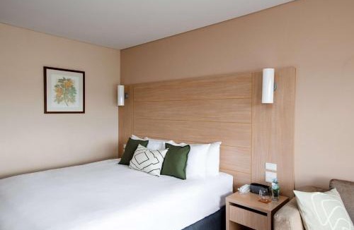 Adelaide Central Business District Hotel | The Terrace Hotel Adelaide