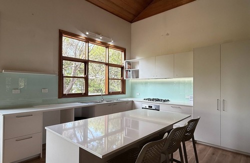 Eagle Bay House | The Treehouse at Eagle Bay - 250m from beach
