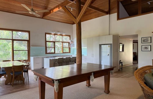 Eagle Bay House | The Treehouse at Eagle Bay - 250m from beach