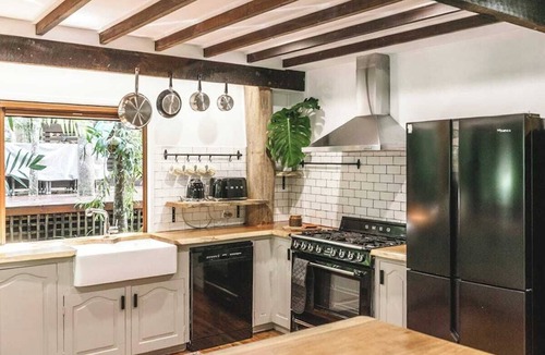 Smithfield House | The Treehouse | Rainforest Home w/Pool