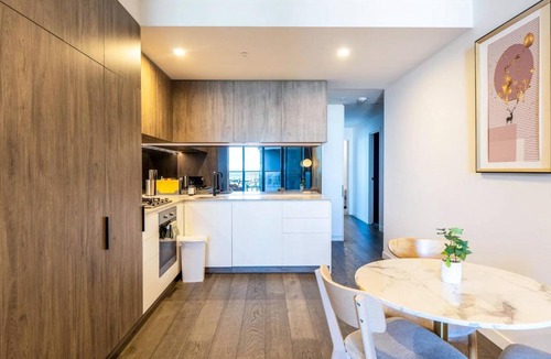 Fortitude Valley Apartment | The Valley Edit | Designer Stay, Carpark + Pool - Apartment