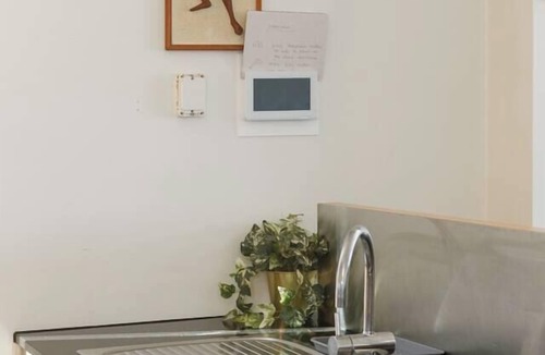 Docklands Apartment | The View at Docklands Resort style City Living