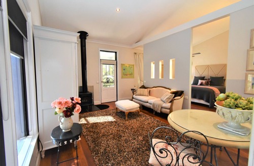 Beechworth Villa | The Villa at Beechworth - Tuscan Luxury