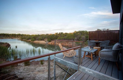 Wilyabrup Villa | The WABi Cabin - Perfect Couples Retreat