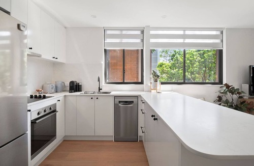 Centennial Park Apartment | The Wandering Leaf on Centennial Park