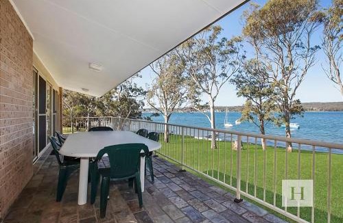 Gwandalan House | The Waterfront