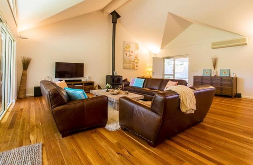 Quindalup House | The Willows - A Lush Beachside Retreat for Families