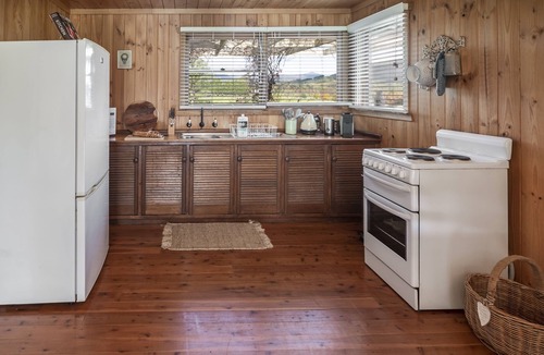 Barrengarry Cottage | The Willows - Book 2 nights + stay a 3rd night for free incl wine + cheese board