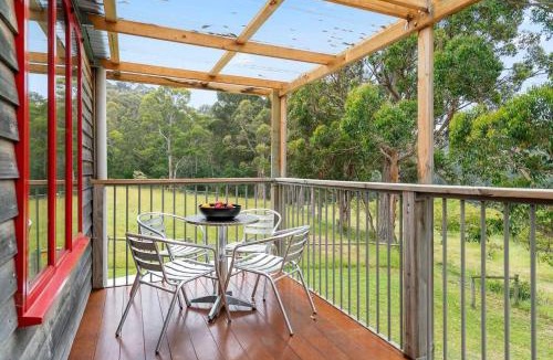 Kettering Apartment | The Wine Loft - A unique family getaway at Herons Rise Vineyard