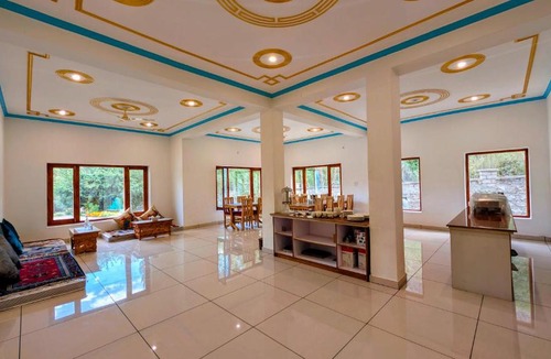 Hunder Hotel | The Zhilvana