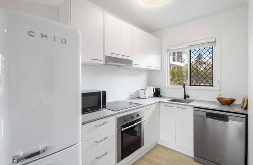 Mermaid Beach Apartment | Thirty-Nine Albatross (Apartment 5)