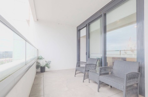 Footscray Apartment | This apartment is a 3 bedroom(s), 2 bathrooms, located in Footscray, VIC.