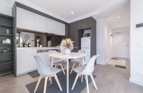 Docklands Apartment | This apartment is a 1 bedroom(s), 1 bathrooms, located in Docklands, VIC.