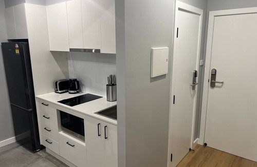 Adamstown Heights Apartment | Three Bedroom Interconnect