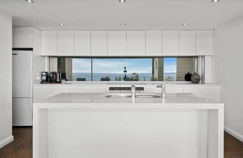 Avoca Beach House | Three-storey Beach Home with Balcony & Ocean views