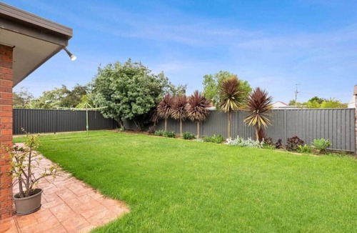 Ocean Grove Apartment | Tidal Waves on Lowe - Ocean Grove