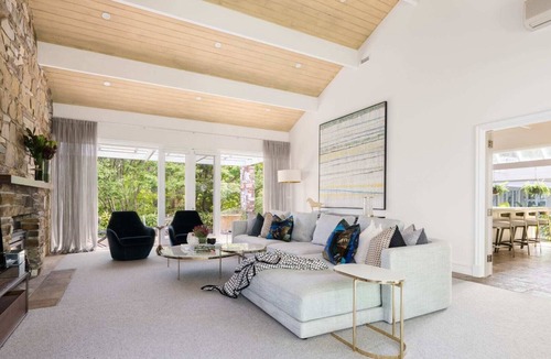 Mount Macedon House | Tieve Tara Summary: E