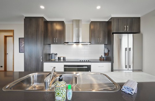 Midway Point House | Timber Mill House - 2 Bedroom