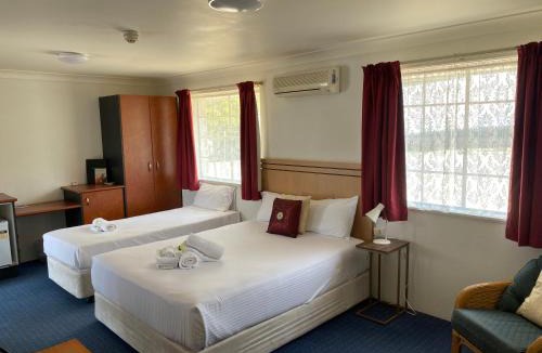Wauchope Hotel | Timbertown Motel