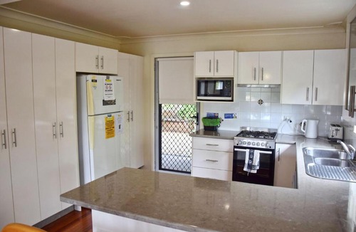 South West Rocks House | Timeout - Bring your own linen.