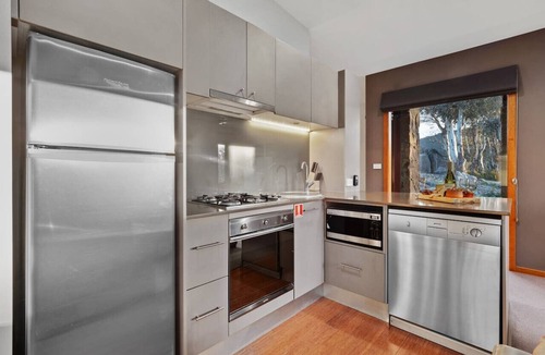 Crackenback Apartment | Tingaringy | Crackenback | Adults only launchpad
