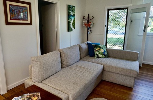 Huskisson House | Tipperary Cottage Huskisson by Jervis Bay Breaks