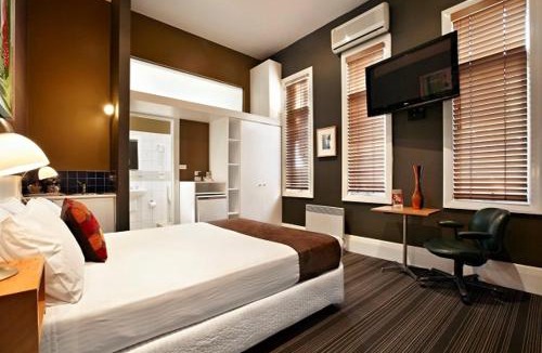 St Kilda Hotel | Tolarno Hotel