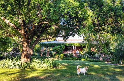 Milroy Cottage | Tom's Cottage @ Wilgowrah. A charming and tranquil garden cottage.