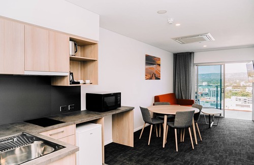 Adelaide Central Business District Hotel | Tom's Court Hotel