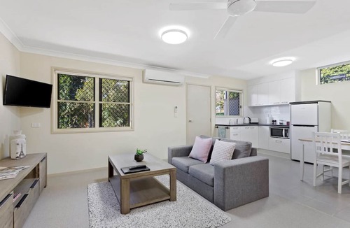 Maleny Apartment | Top Rated Maleny: The Tallowood at The Guesthouse