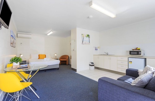 Maroochydore Hotel | Top Spot Motel