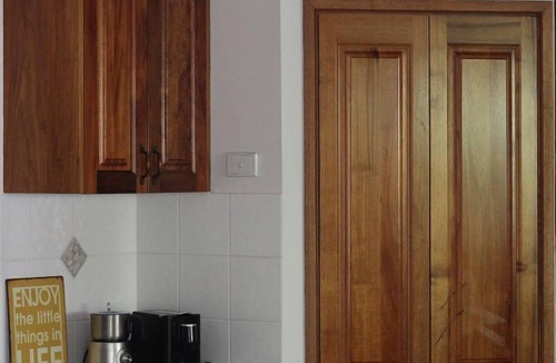 Torquay House | Torquay Shores - Family, Friends, Pets Welcome!