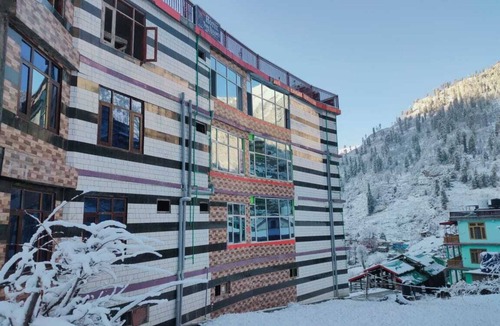 Tosh Hotel | Tosh Regency