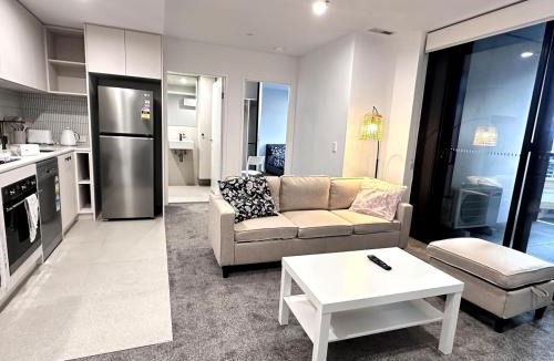Belconnen Apartment | Town Center 1 Bedroom Cozy Home