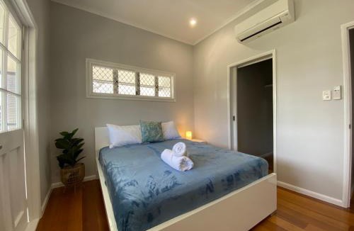 Annandale Villa | Townsville Home on River Park Drive, Annandale