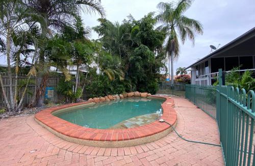 Annandale Villa | Townsville Home on River Park Drive, Annandale